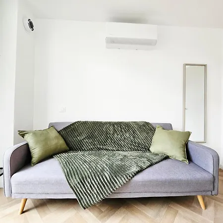 Appartement Urban Nature - Air Conditioning & Secure Parking *